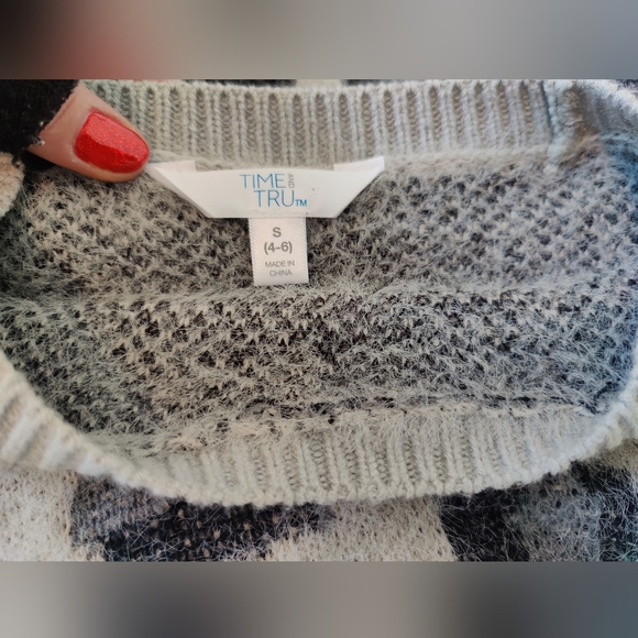 Time And Tru NWOT gray Animal print crew neck sweater 🐆🩶🖤 (S/CH) (Size: 4-6) - Picture 15 of 16